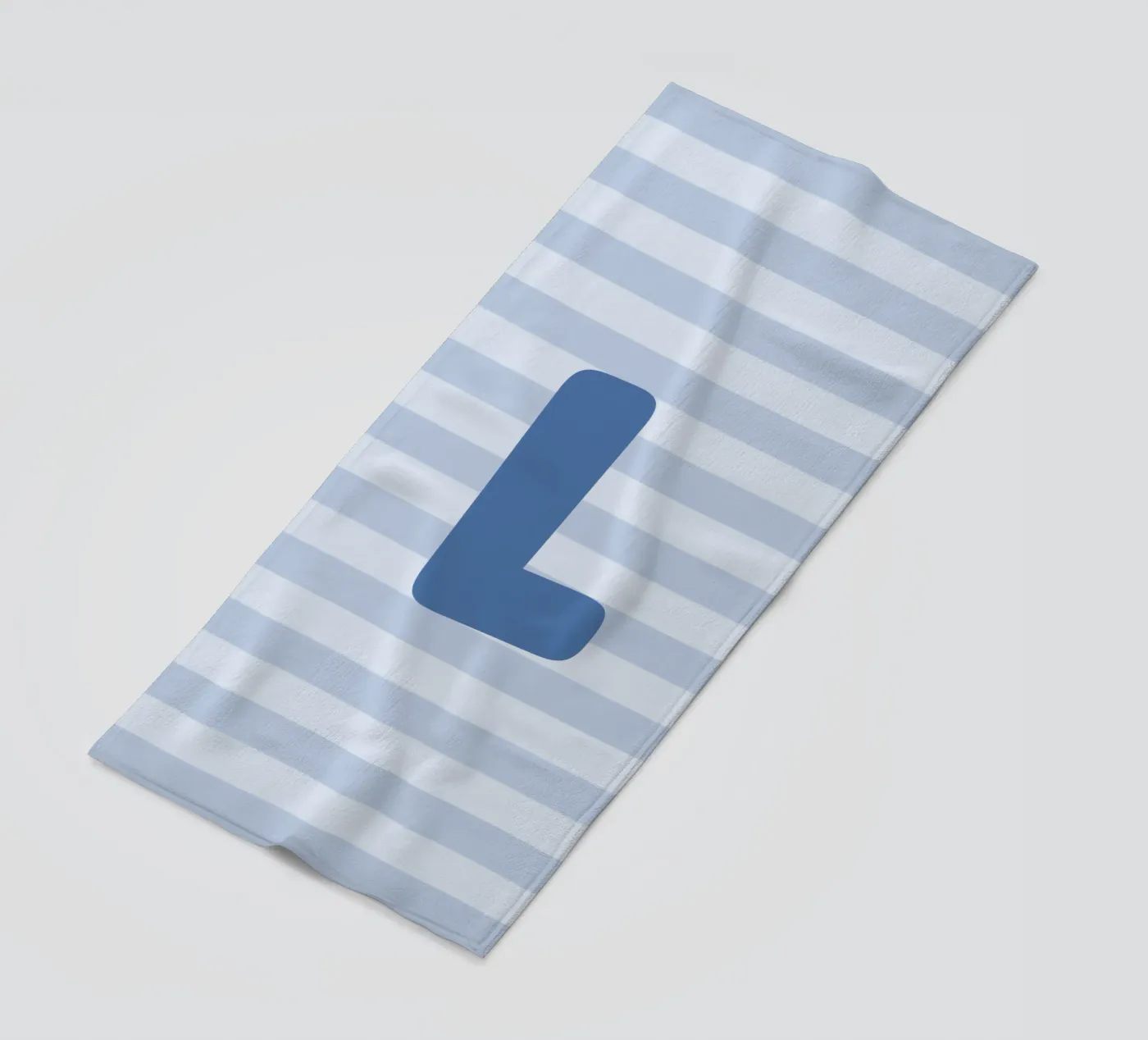 Initials blue telo mare da we line studio - design