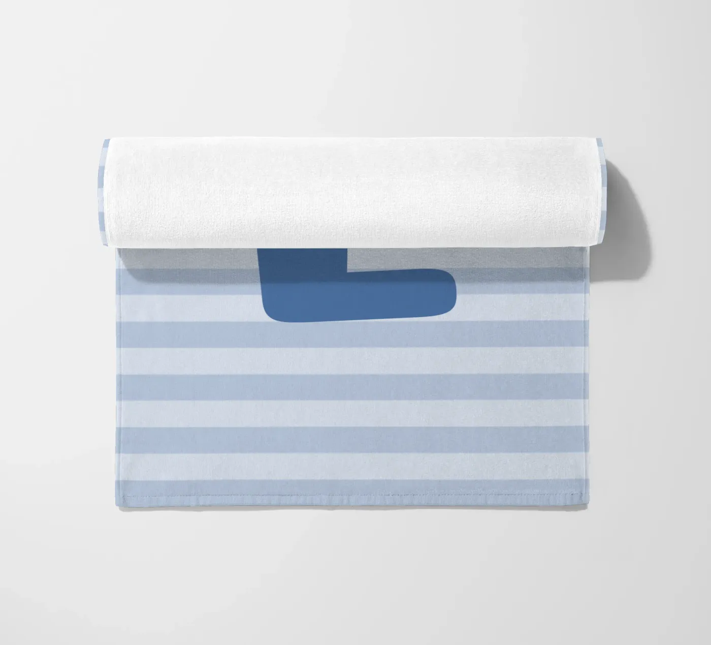 Initials blue strandhanddoek van we line studio - design
