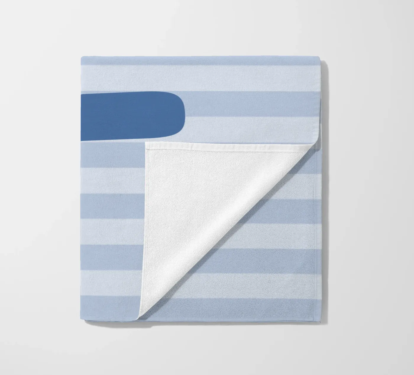 Initials blue strandhanddoek van we line studio - design