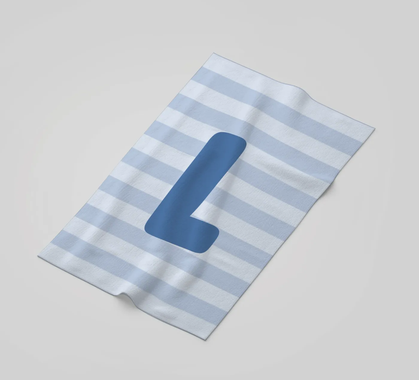 Initials blue strandhanddoek van we line studio - design