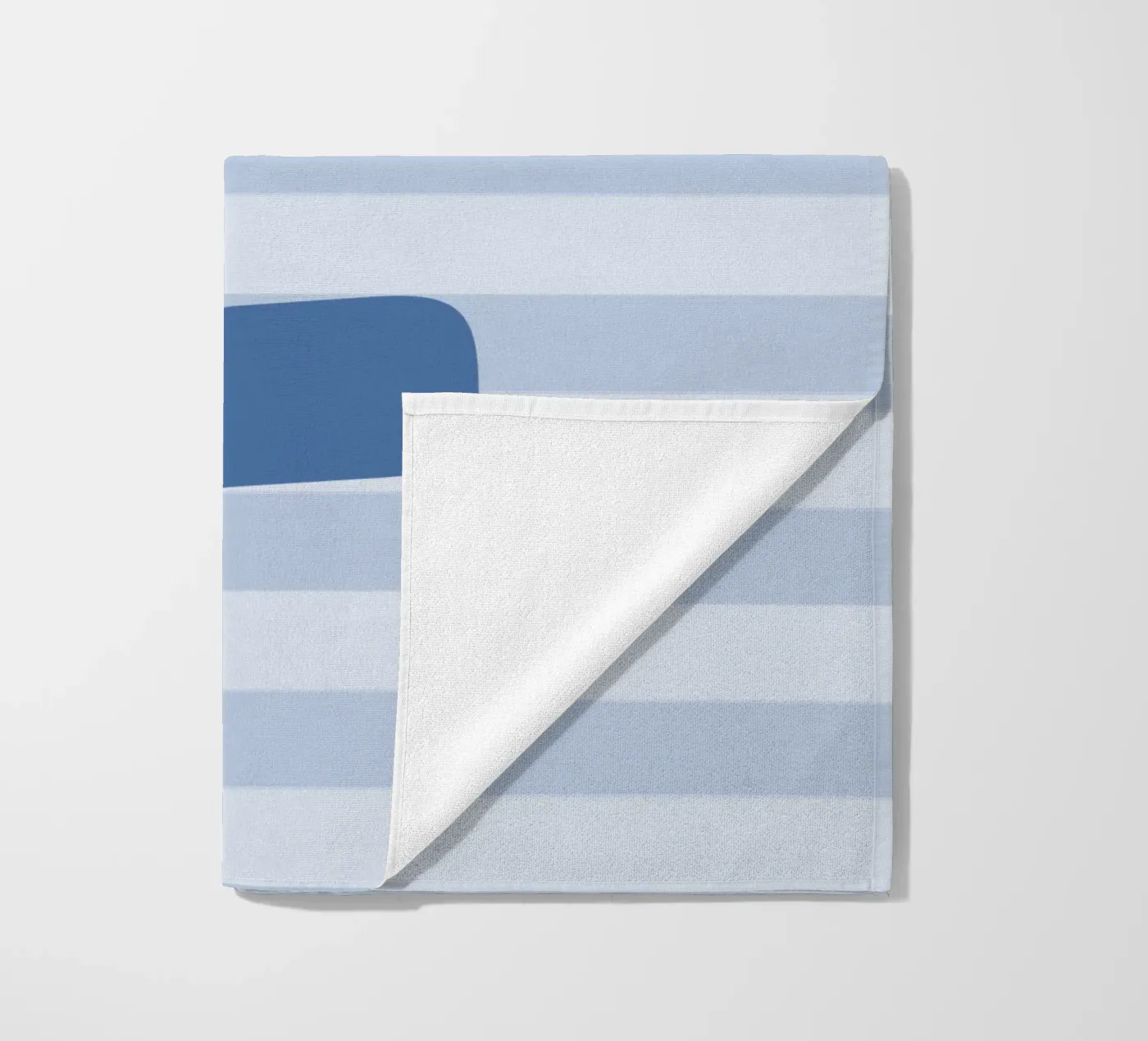Initials blue strandhanddoek van we line studio - design