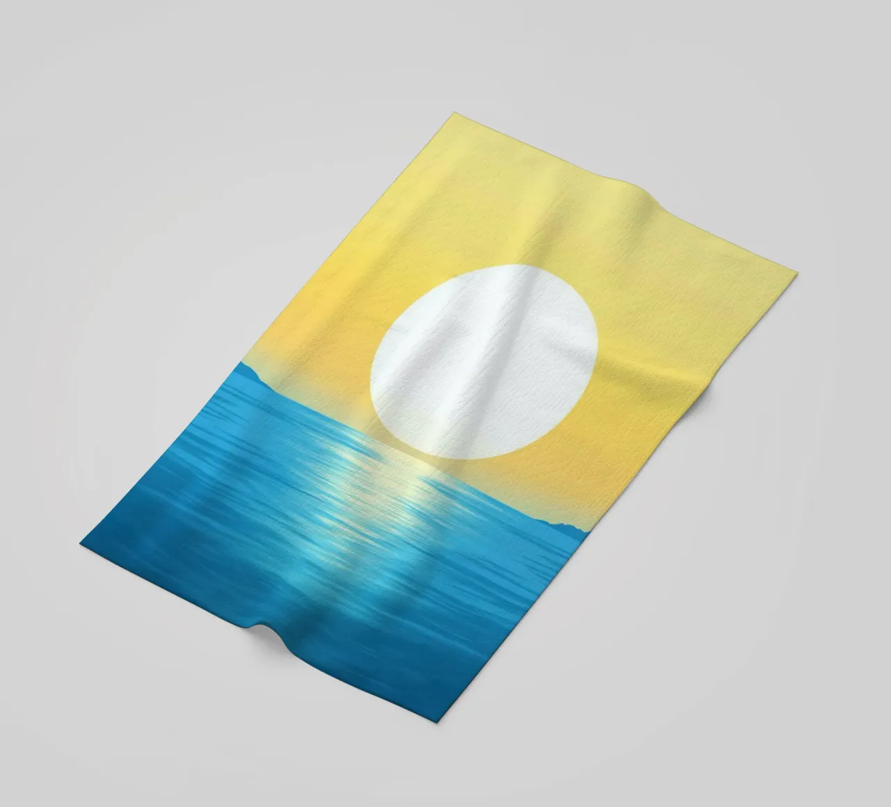 Sole bianco su mare turchese telo mare da Affiches Soleil & Déco Lumineuse – Sunny