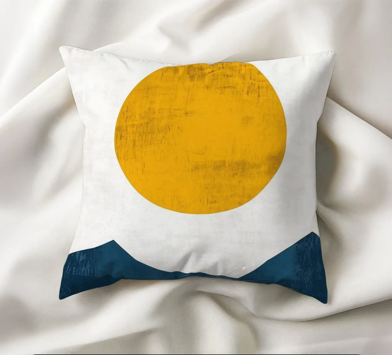 Soleil d'Or sur Lac Minimaliste cuscino da Affiches Soleil & Déco Lumineuse – Sunny