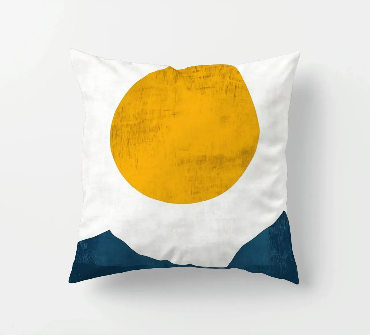 Soleil d'Or sur Lac Minimaliste cuscino da Affiches Soleil & Déco Lumineuse – Sunny