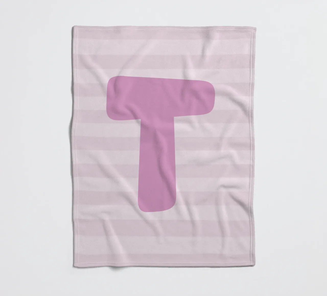 Initials pink fleecedeken van we line studio - design