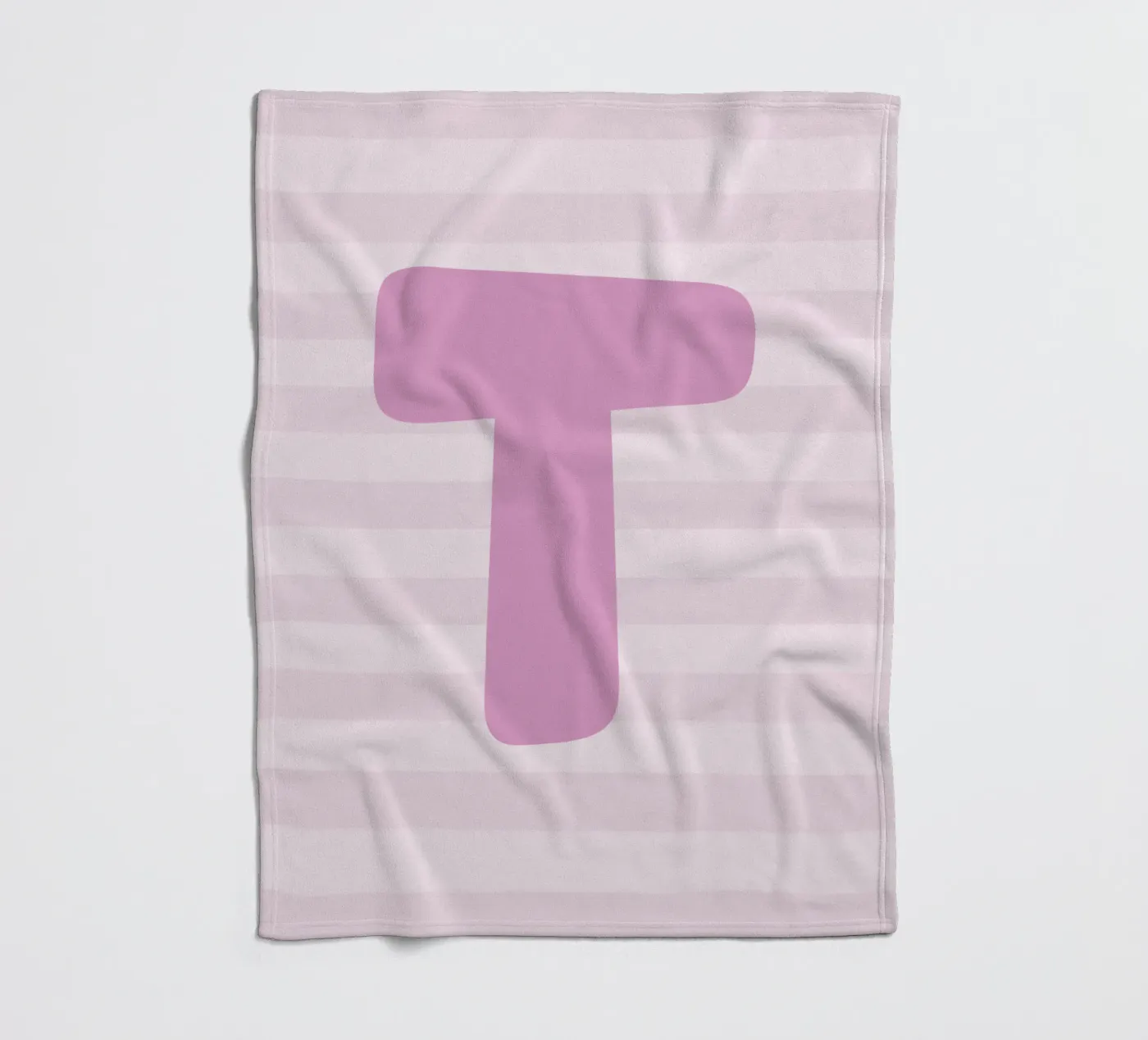 Initials pink fleecedeken van we line studio - design