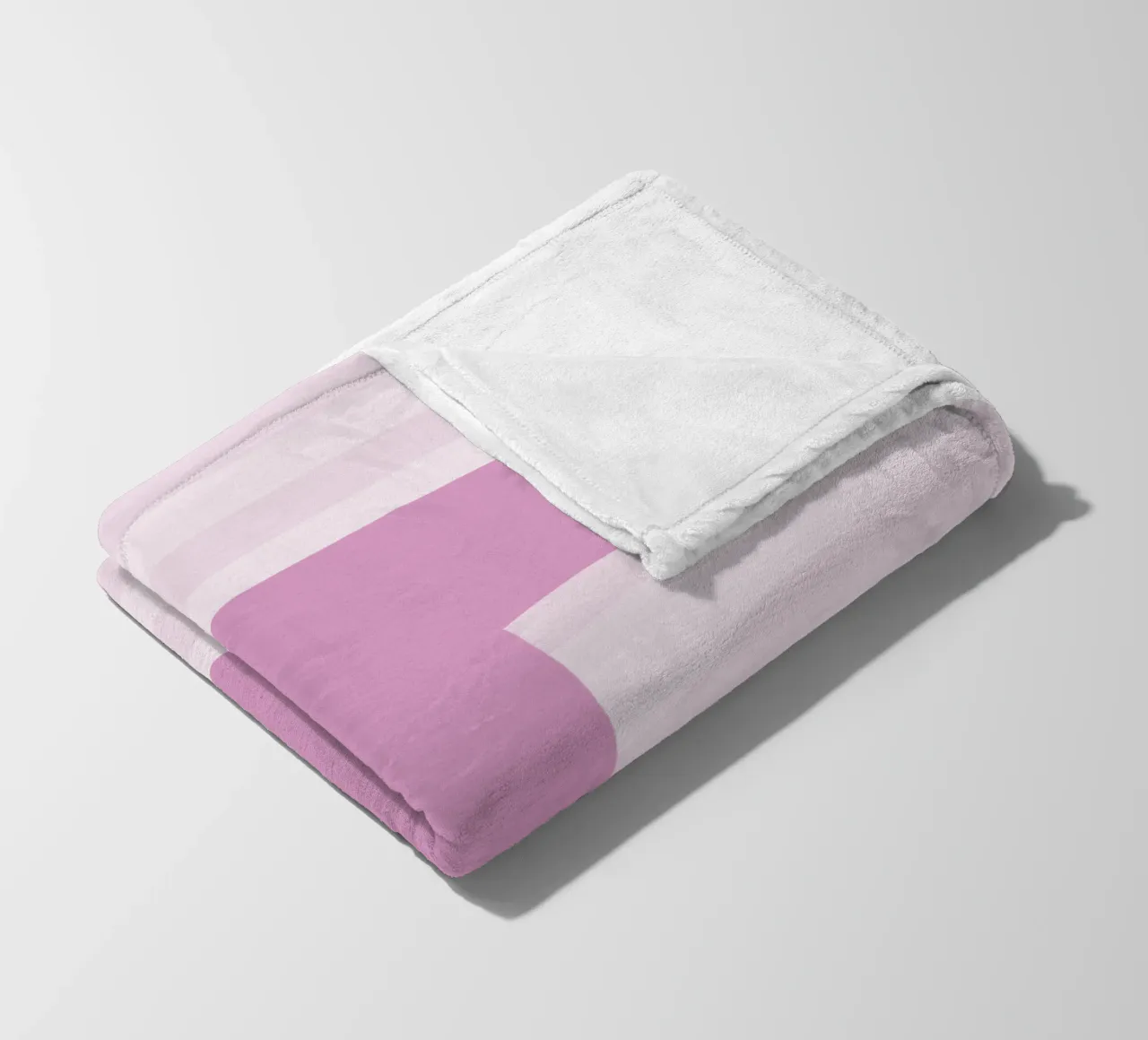 Initials pink coperta in pile da we line studio - design