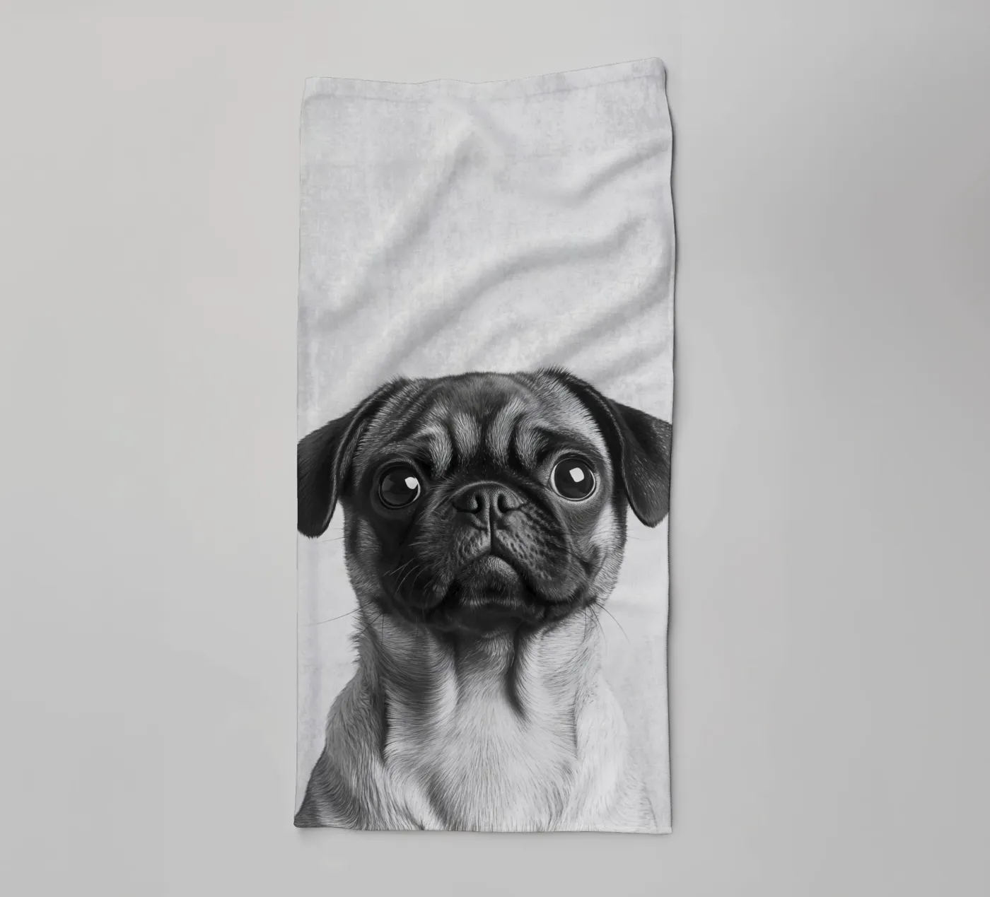 Milo der Mops badhanddoek van Carinaprint