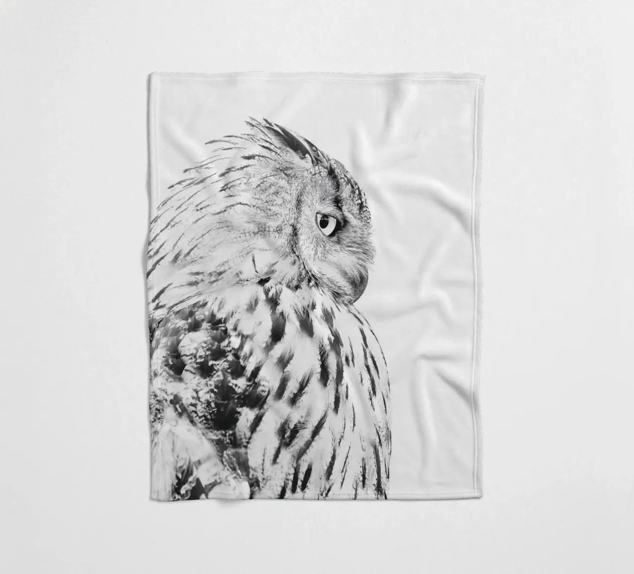Portrait stylé d'une chouette en noir et blanc plaid polaire de Whole©