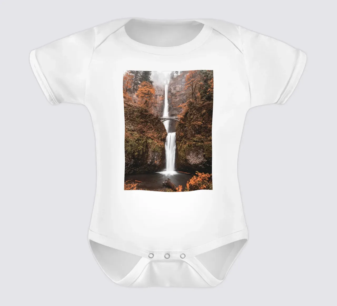 Cascata autunnale con ponte in stile vintage body neonato maniche corte da Whole©