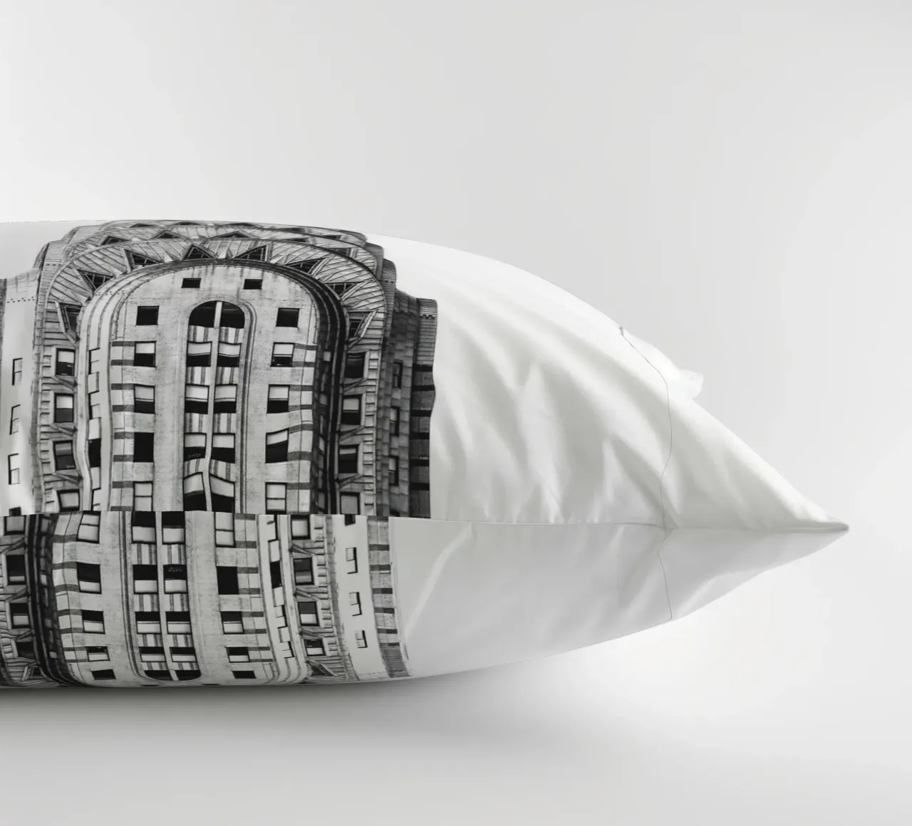 Chef-d'œuvre de l'architecture Art déco coussin de Whole©