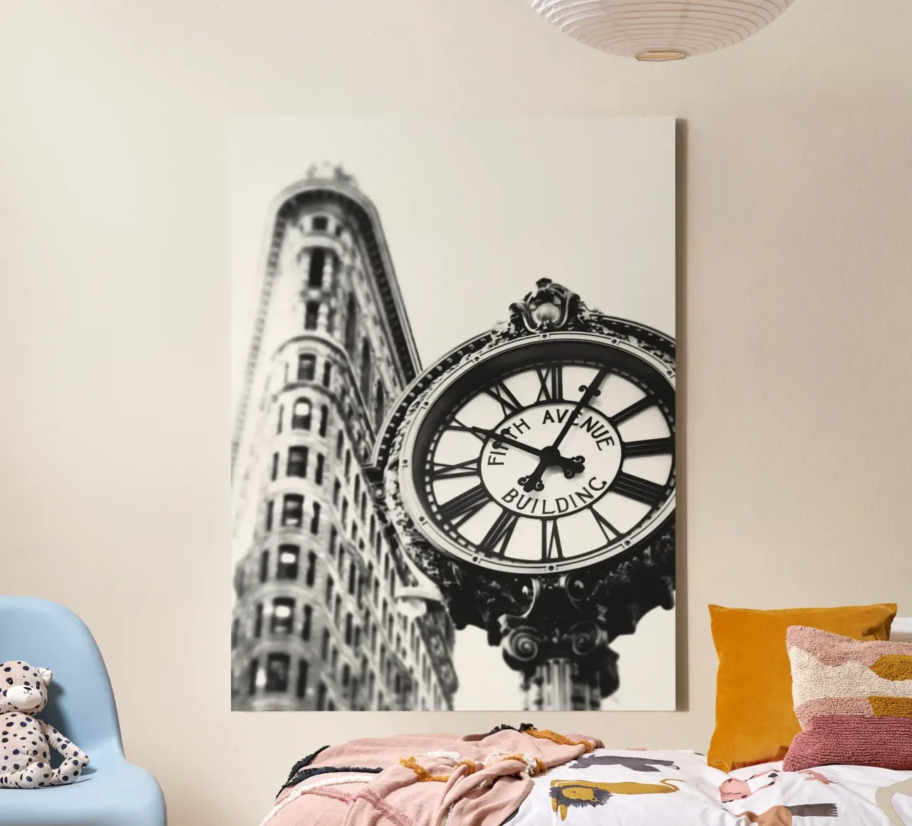 Timeless New York elegance canvas with Floater frame by Whole©