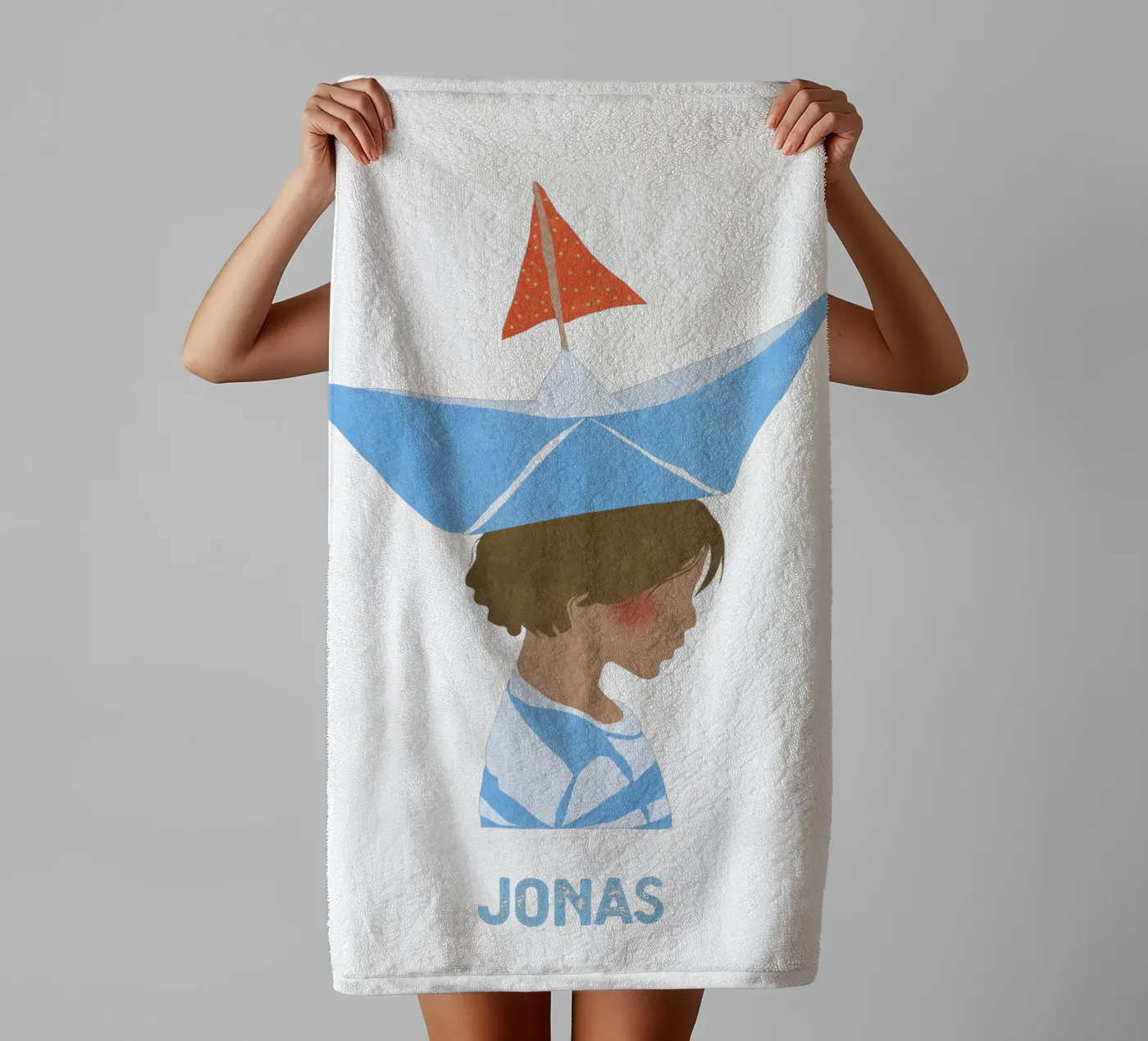 Junge mit Boot towel by Illustration Raissa Oltmanns