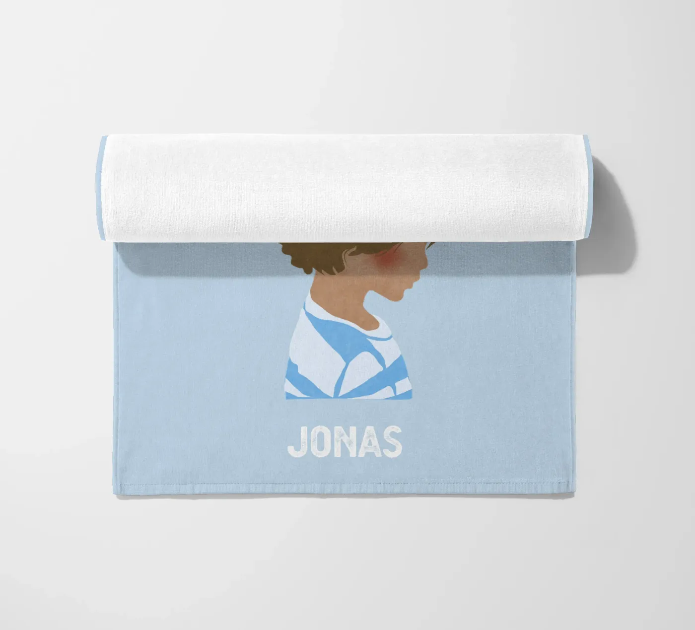 Junge mit Boot strandhanddoek van Illustration Raissa Oltmanns