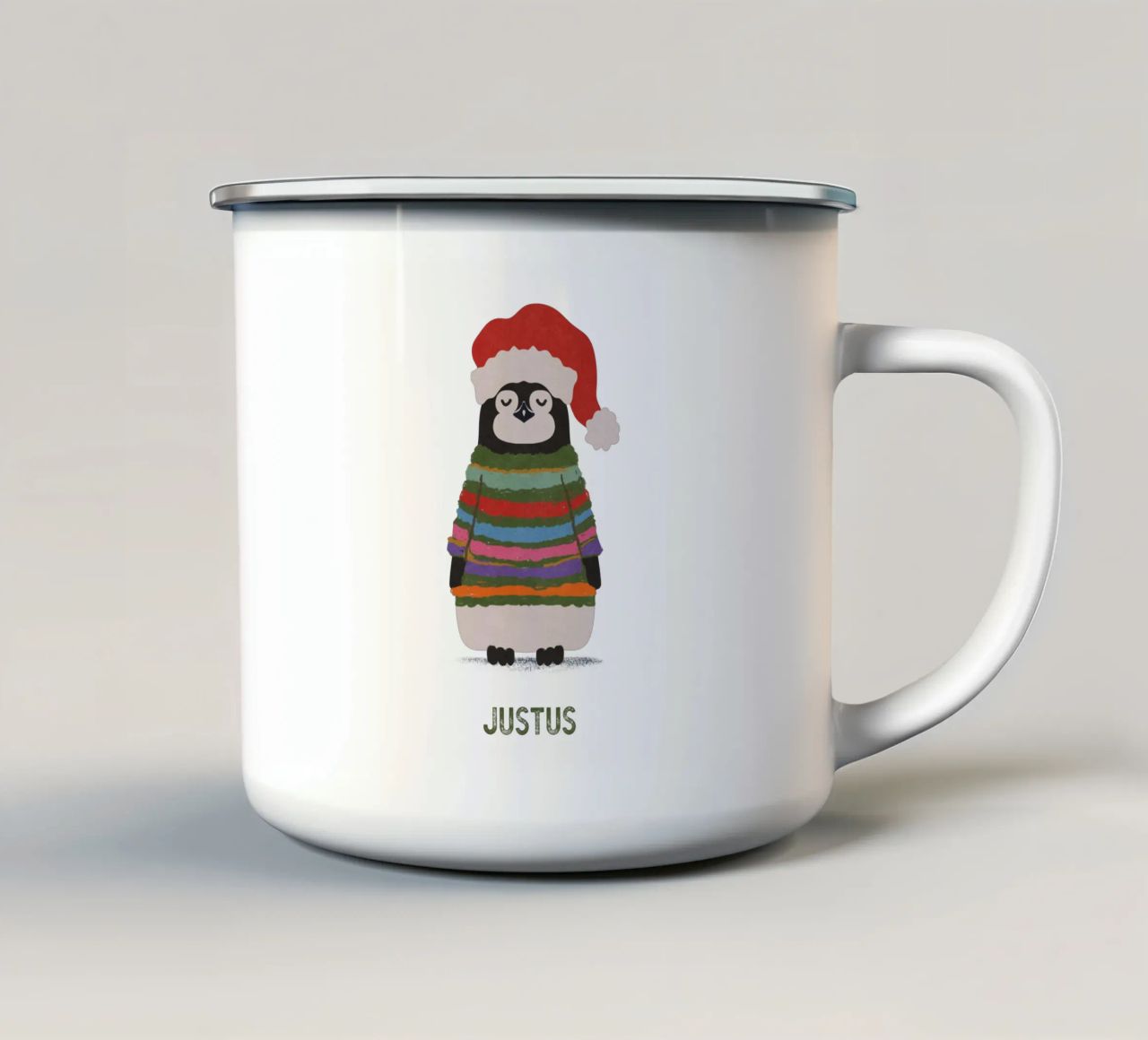 Weihnachtspinguin in Wollpullover tazza in smalto da Illustration Raissa Oltmanns