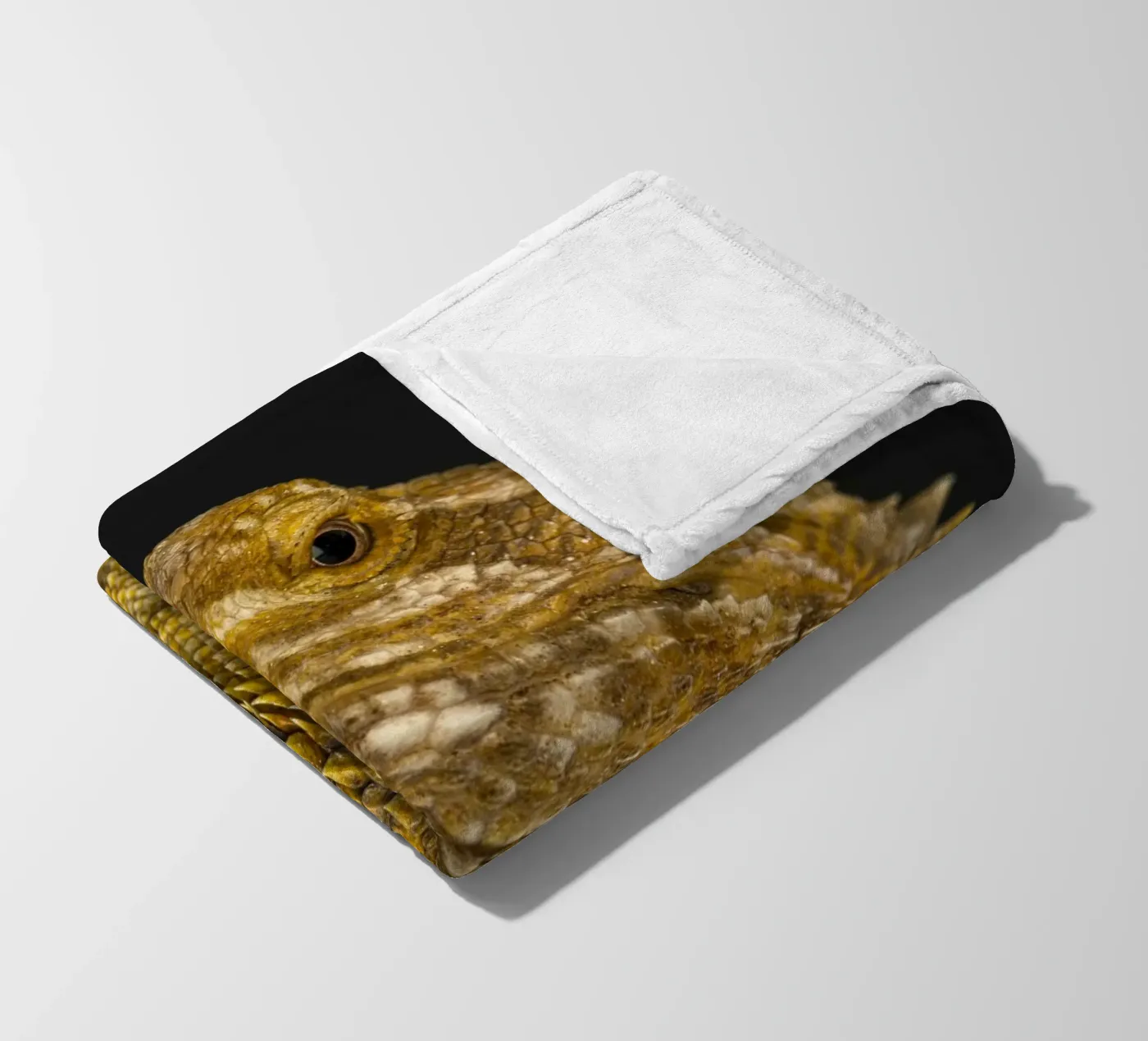 Bearded Dragon fleece blanket by Curious Collections by Marielle Leenders
