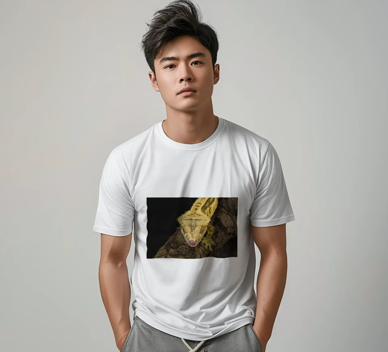 Geco crestato t-shirt da Curious Collections by Marielle Leenders