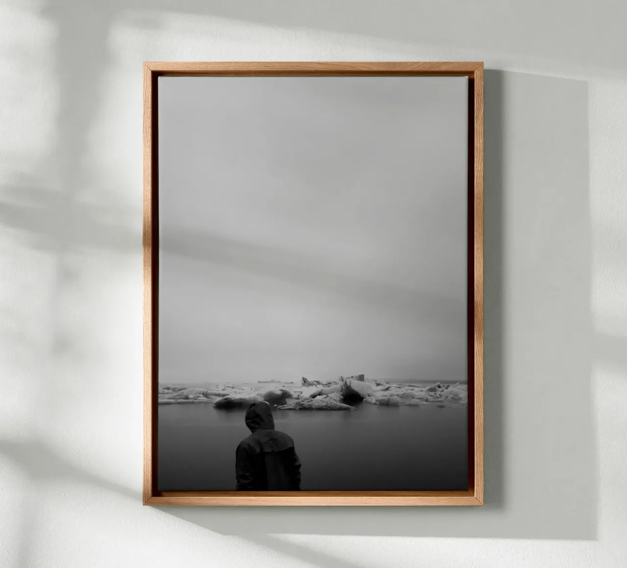 Iceland #01: man and ice canvas met Baklijst van zenitt