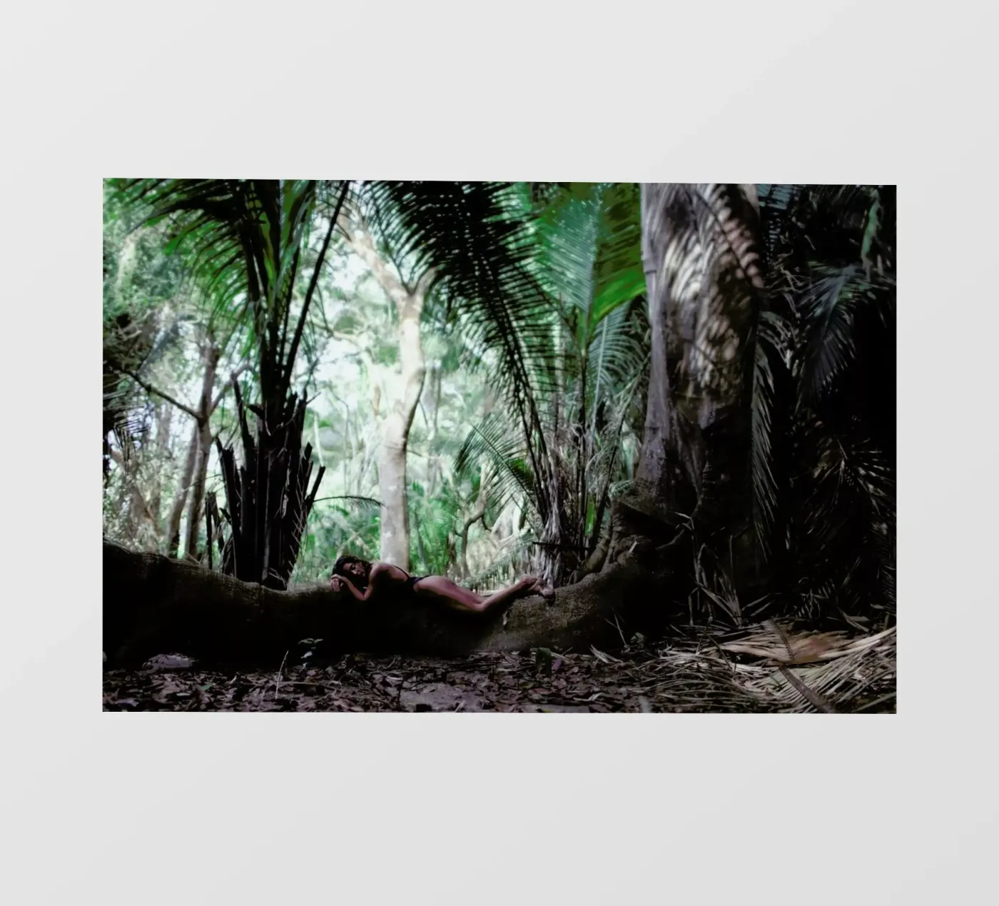 Ethel pellicola backlit da Ana Topoleanu