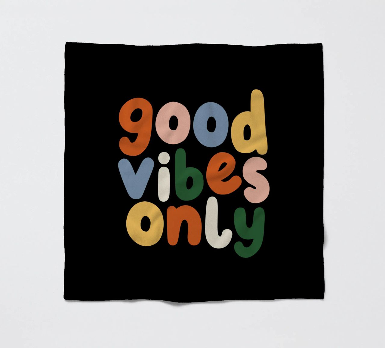 Good Vibes Only Colourful Typografie Design coperta in pile da THE MOTIVATED TYPE