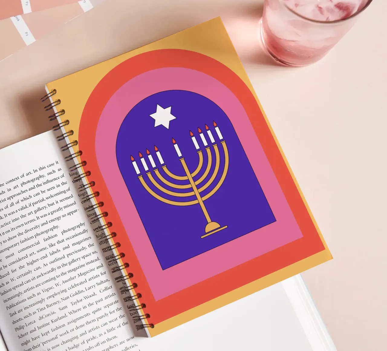 Celebrate Hanukkah with retro style Ringbuch von galihstudio