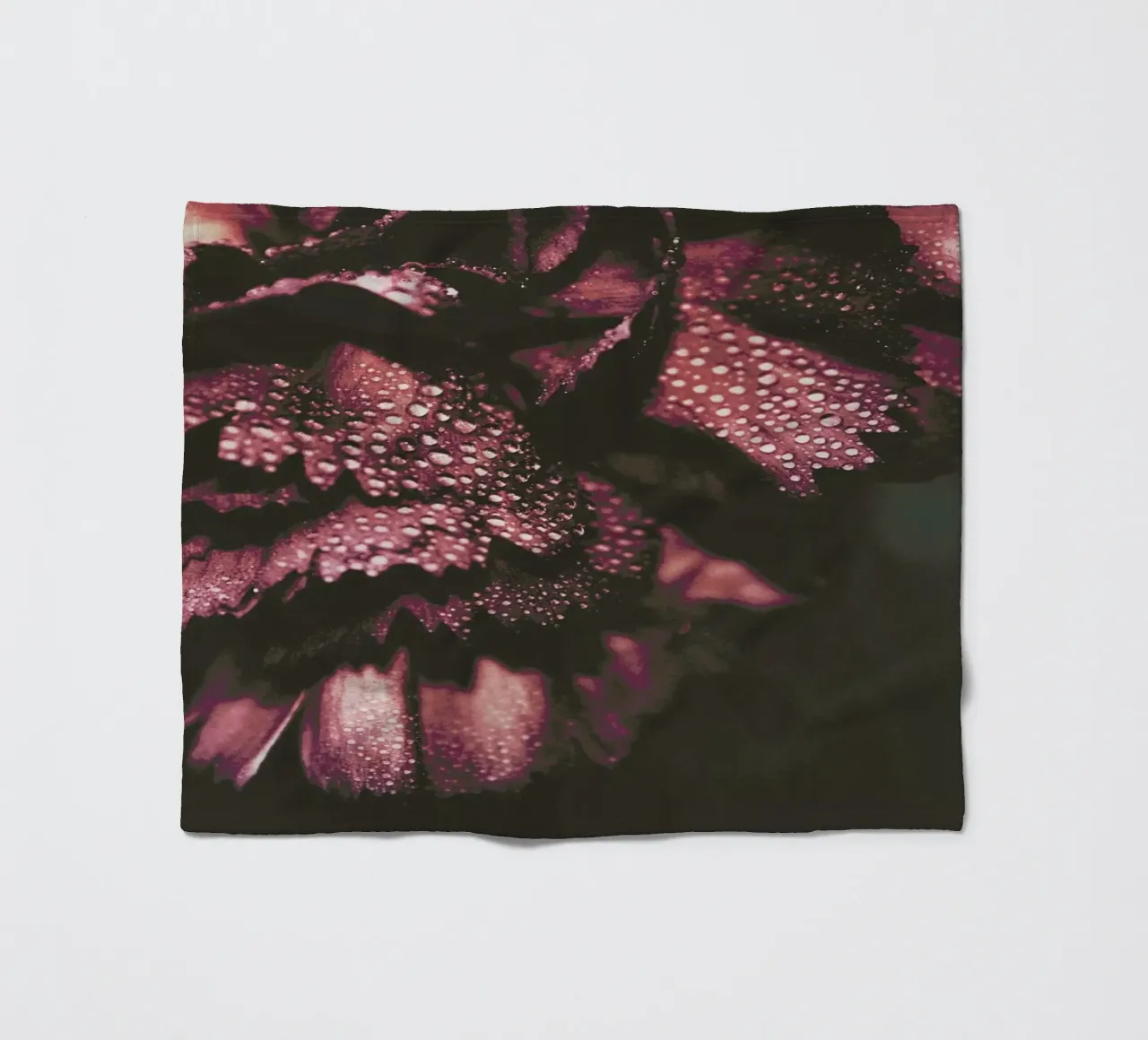 Red Wine coperta in pile da Ingrid Beddoes