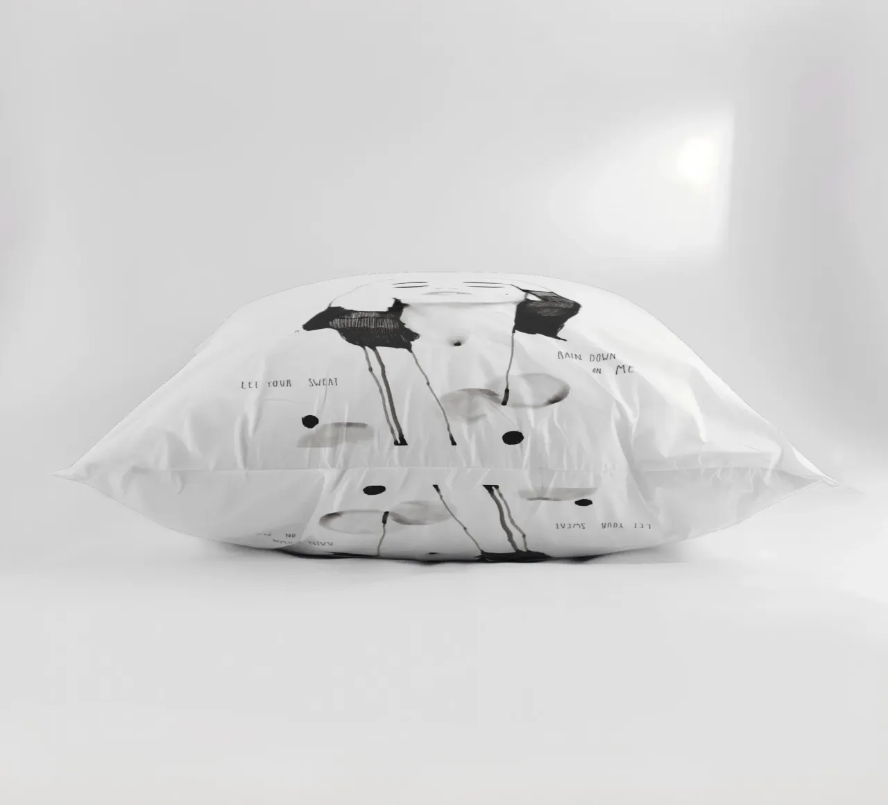 Let Your Sweat Rain Down On me cuscino da Manuel Rebollo