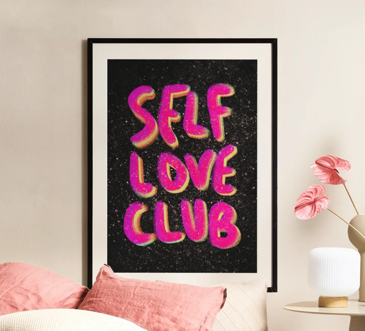 Self-love Club - handlettering pink on black poster con telaio in legno da Illustration Raissa Oltmanns