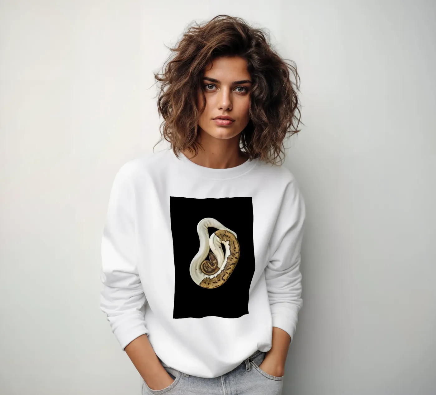 Braun & Weiß Python Sweatshirt von Curious Collections by Marielle Leenders