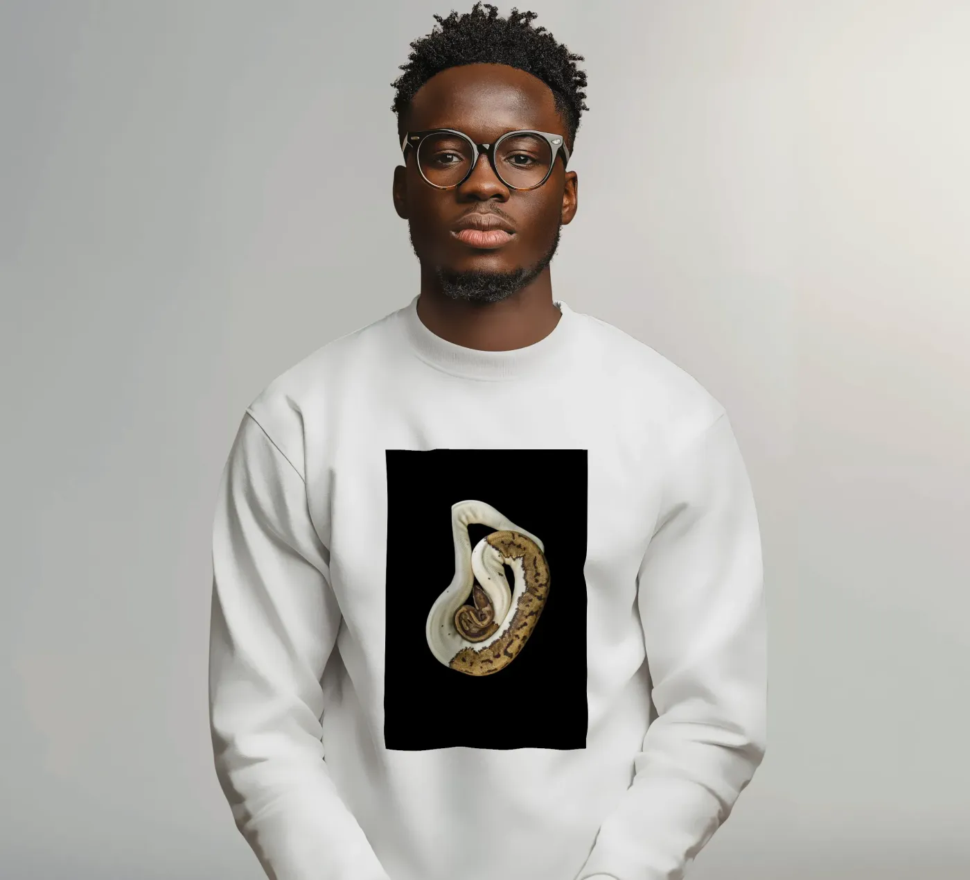 Braun & Weiß Python Sweatshirt von Curious Collections by Marielle Leenders