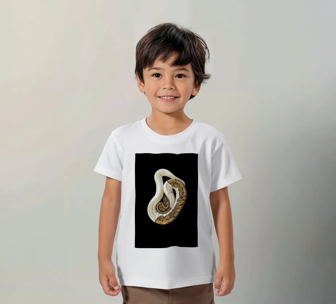 Braun & Weiß Python Kinder T-Shirt von Curious Collections by Marielle Leenders