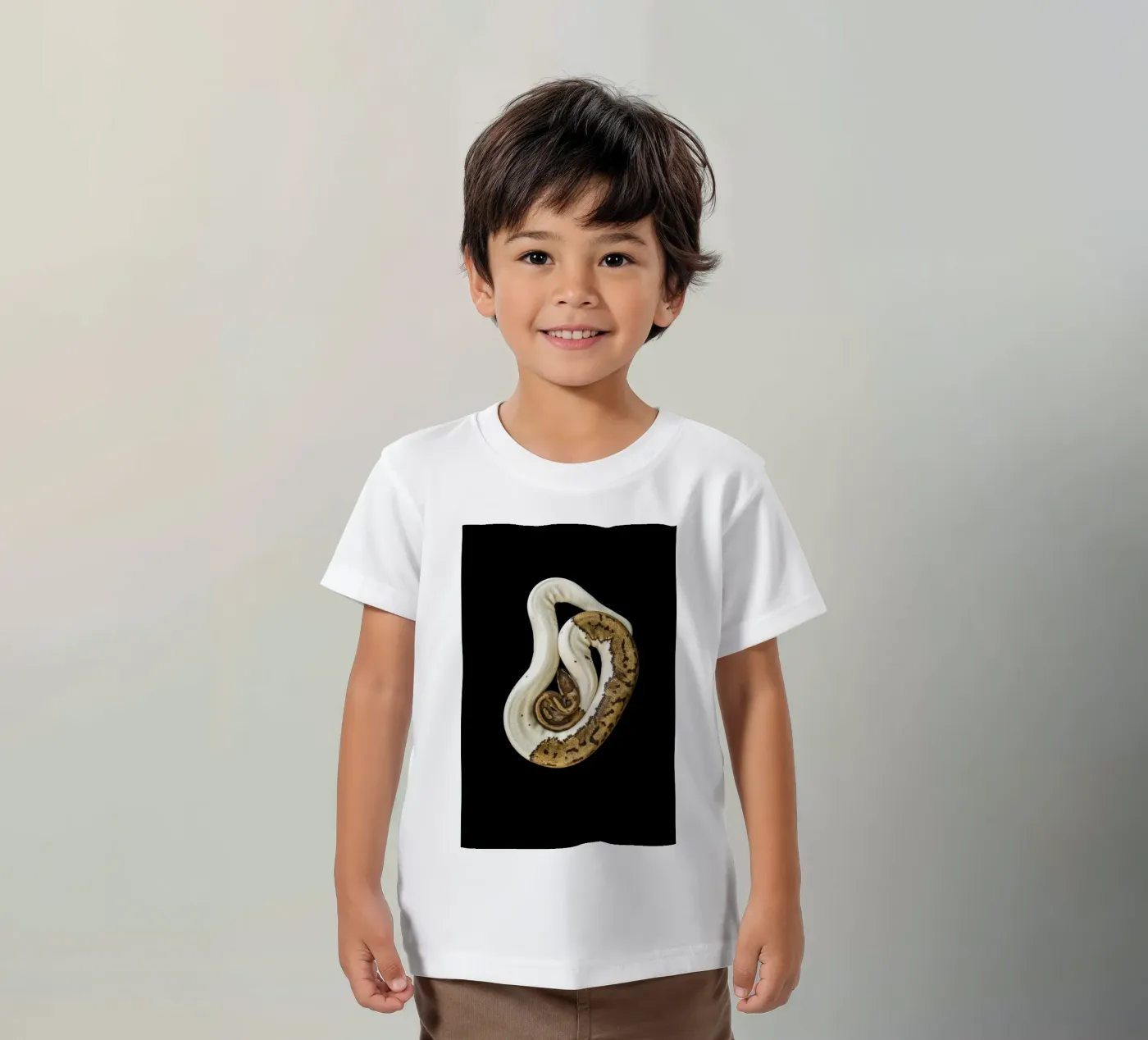 Braun & Weiß Python Kinder T-Shirt von Curious Collections by Marielle Leenders