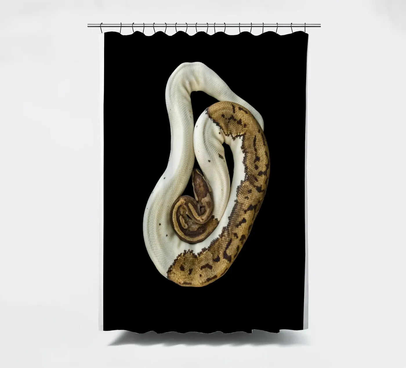 Pitone marrone e bianco tenda da doccia da Curious Collections by Marielle Leenders