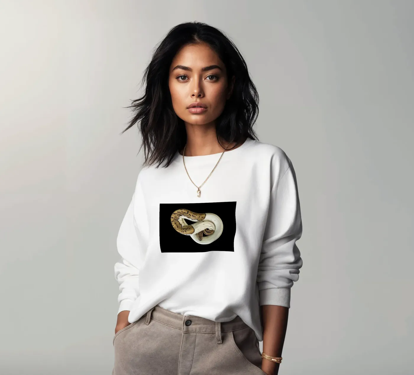 Python marron et blanc sweat de Curious Collections by Marielle Leenders