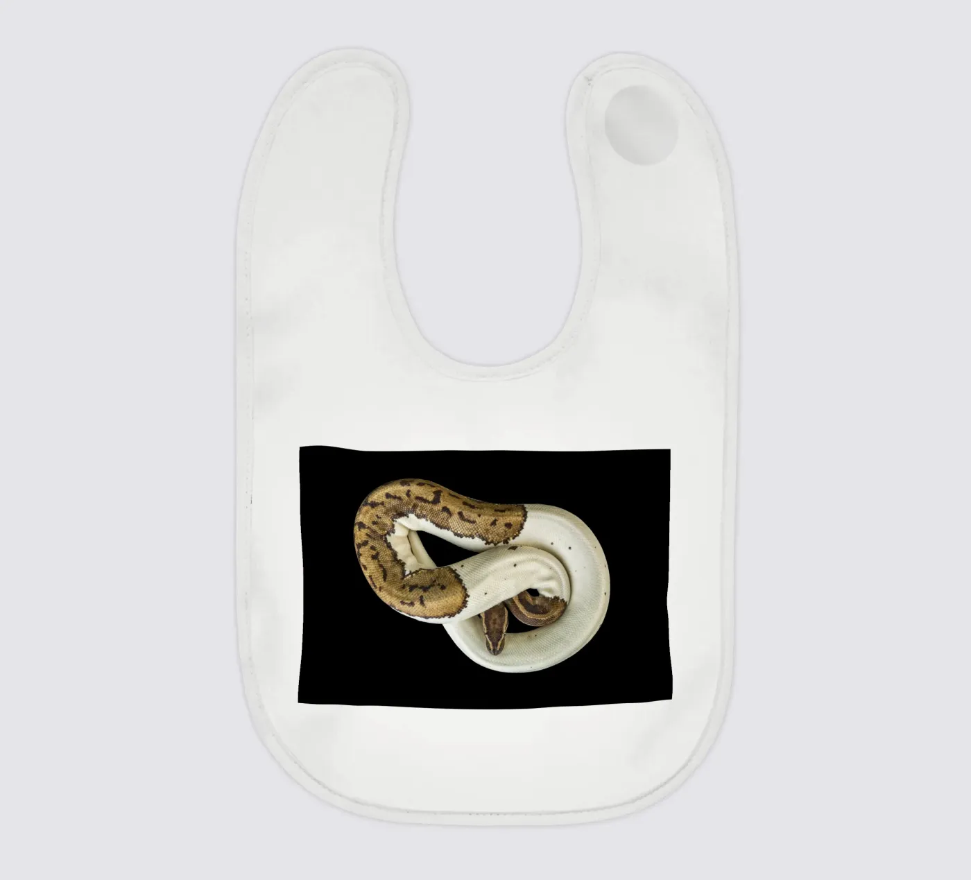 Bruine en witte python baby slabbetje van Curious Collections by Marielle Leenders