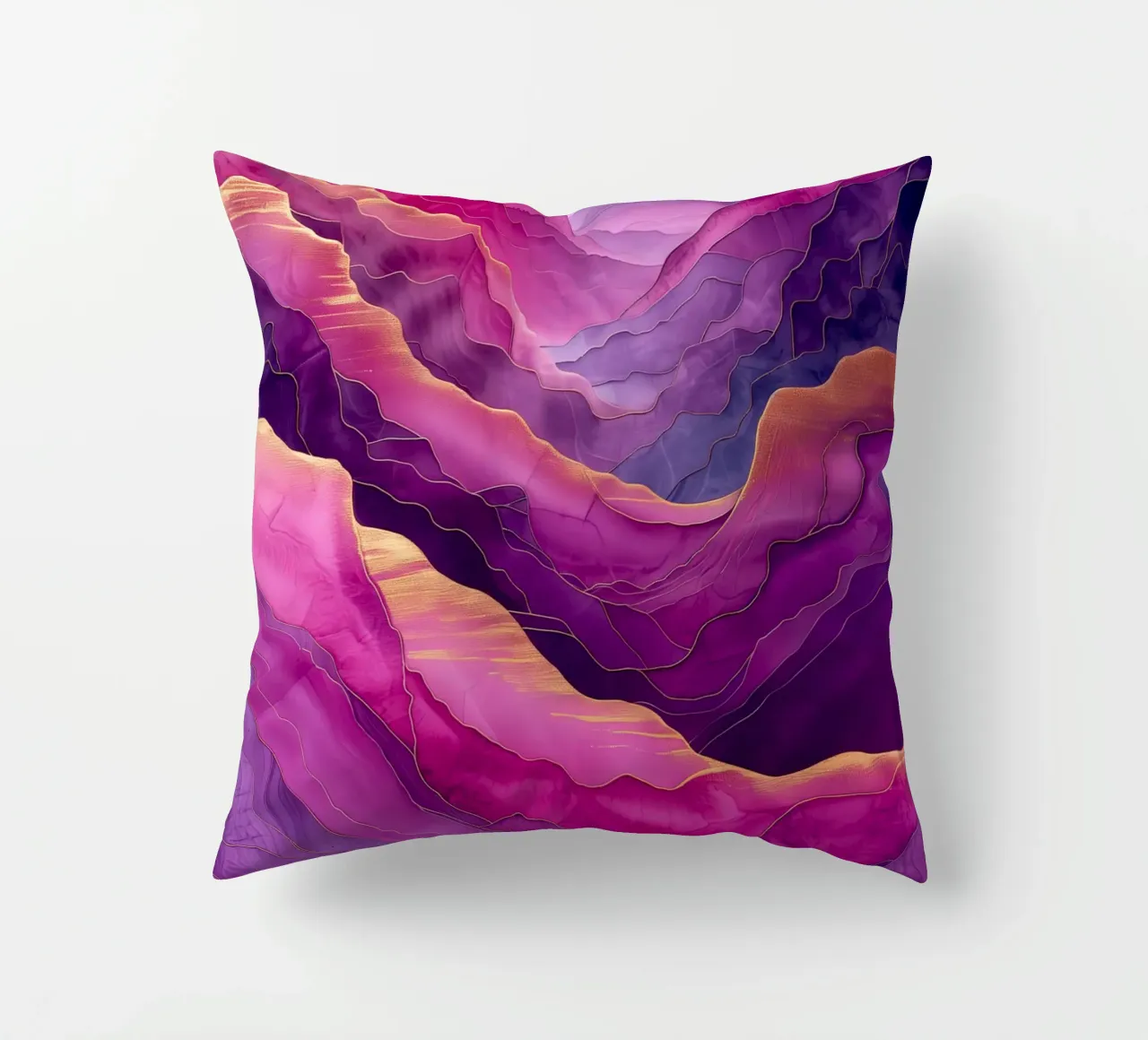 Astrazione di montagne viola cuscino da Justyna Jaszke JBJart