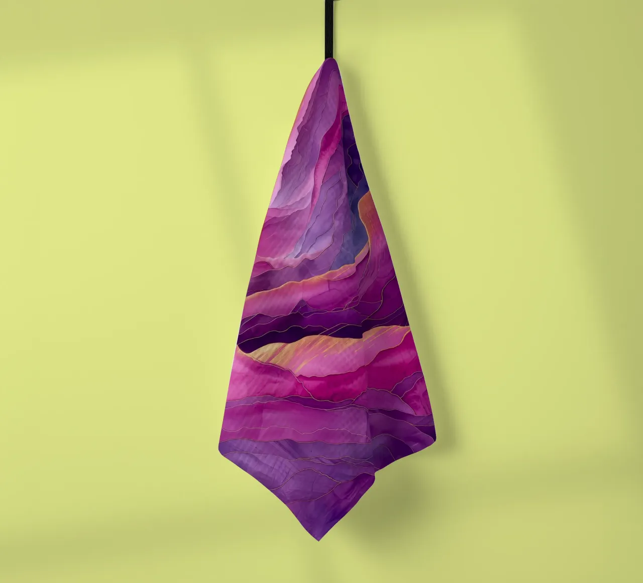Abstraction de la montagne violette torchon de Justyna Jaszke JBJart