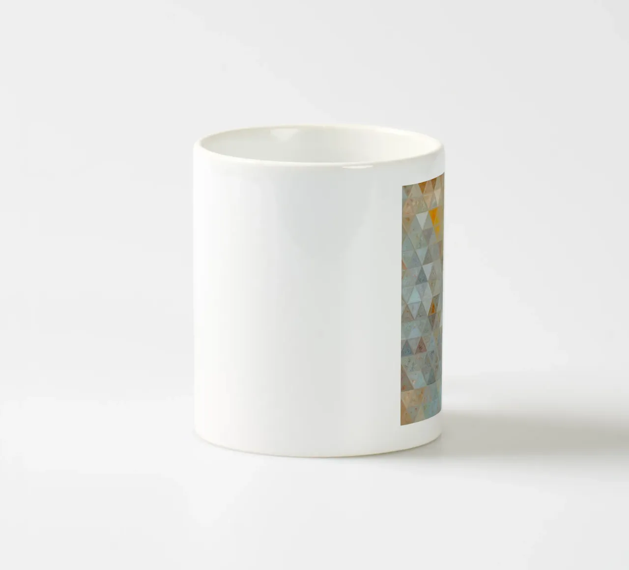 Forme e colori del mosaico tazza in ceramica da Justyna Jaszke JBJart