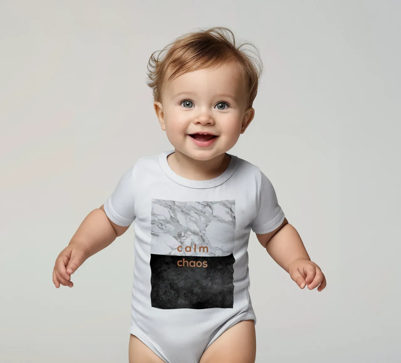Caos calmo body neonato maniche corte da Orara Studio
