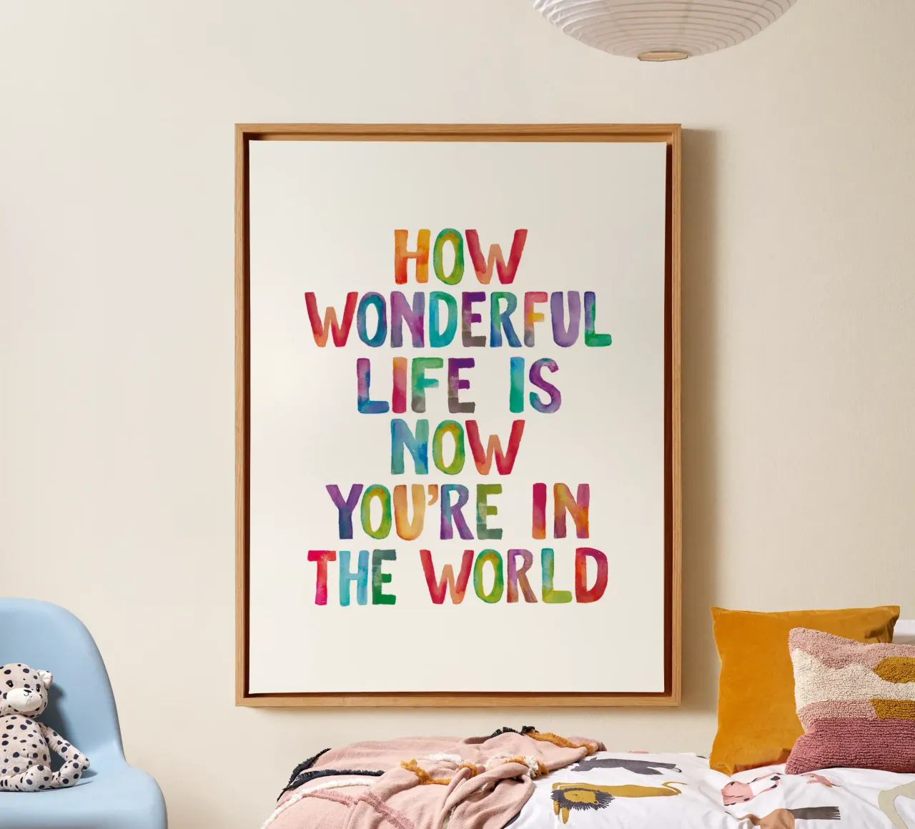 Com'è meravigliosa la vita ora che sei nel mondo Typografie tela con Cornice a cassetta da THE MOTIVATED TYPE