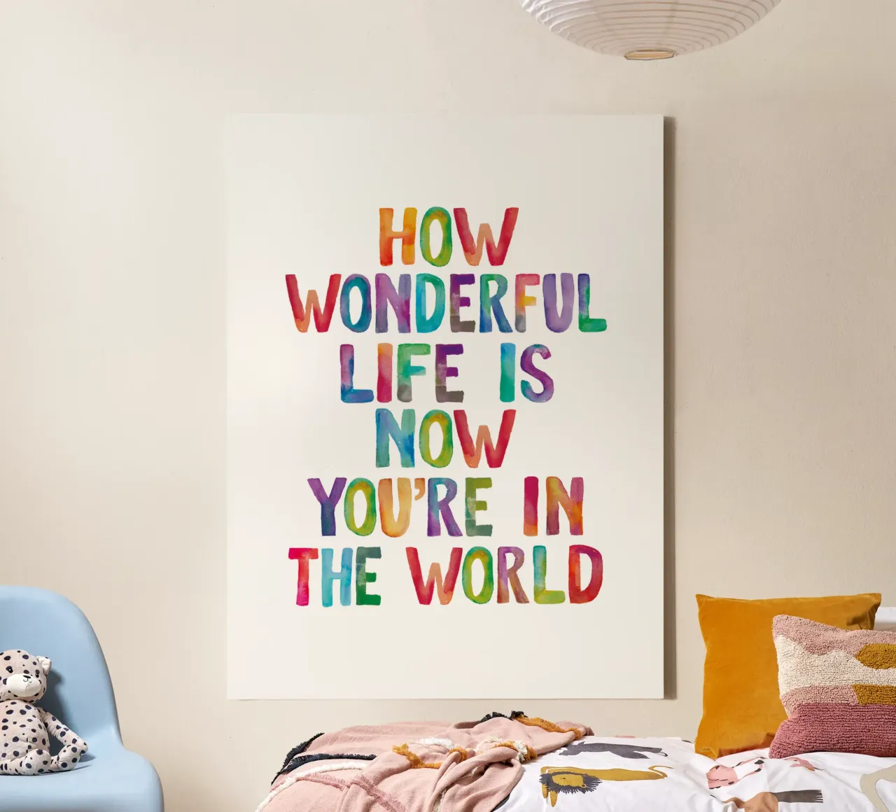 Com'è meravigliosa la vita ora che sei nel mondo Typografie tela con Cornice a cassetta da THE MOTIVATED TYPE