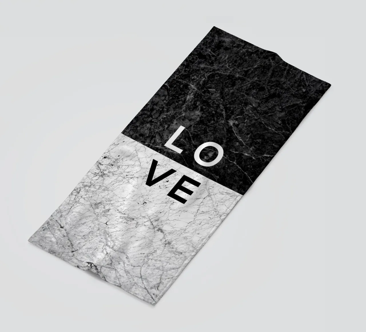 Amore in bianco e nero Citazione telo mare da Orara Studio