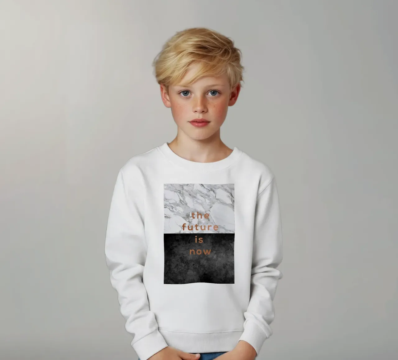 Il futuro è adesso felpa bambino da Orara Studio