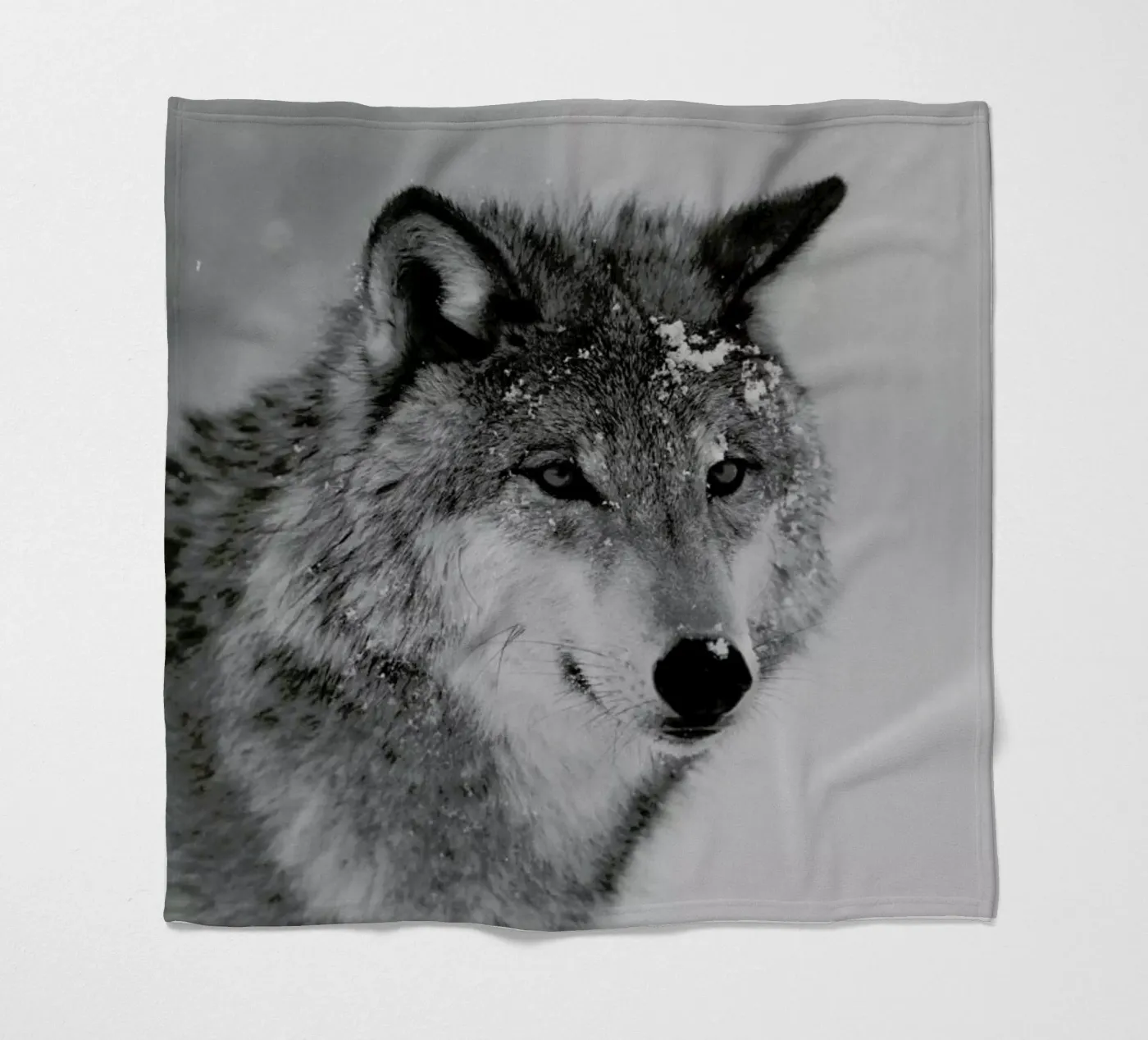 The Wolf Fleecedecke von Studio One