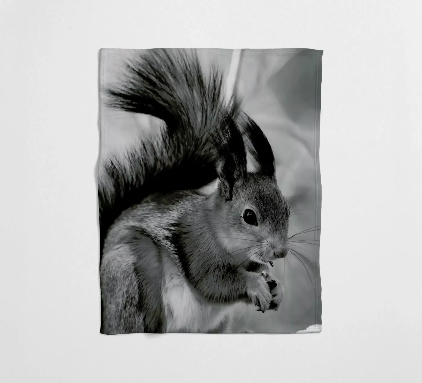 The Squirrel coperta in pile da Studio One