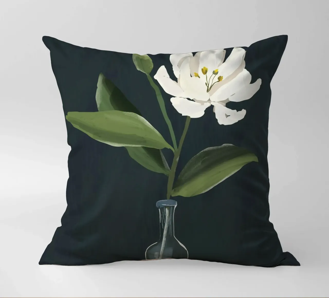 Un fiore in un vaso cuscino da ThingDesign