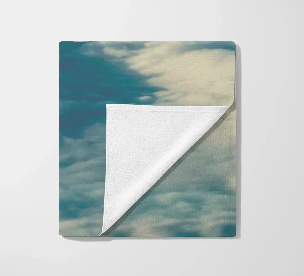 Cloud Sea telo mare da Leah Flores