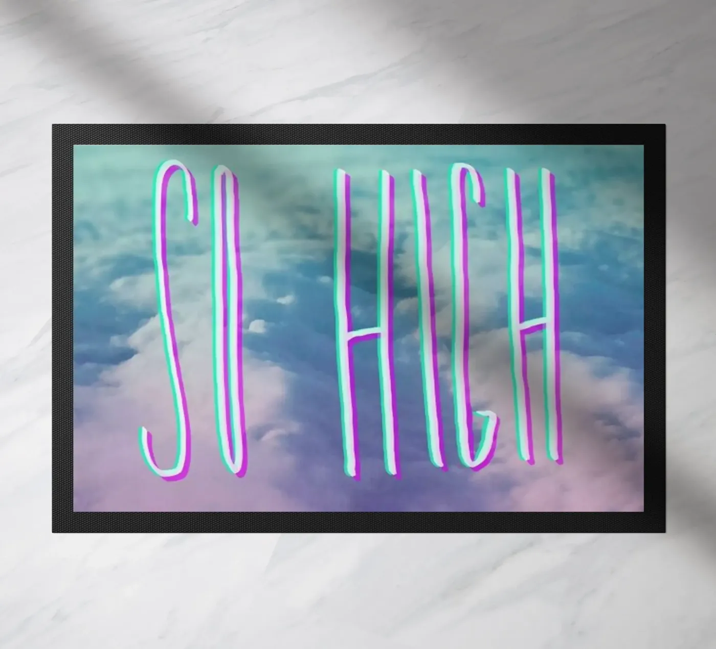 So High deurmat van Leah Flores