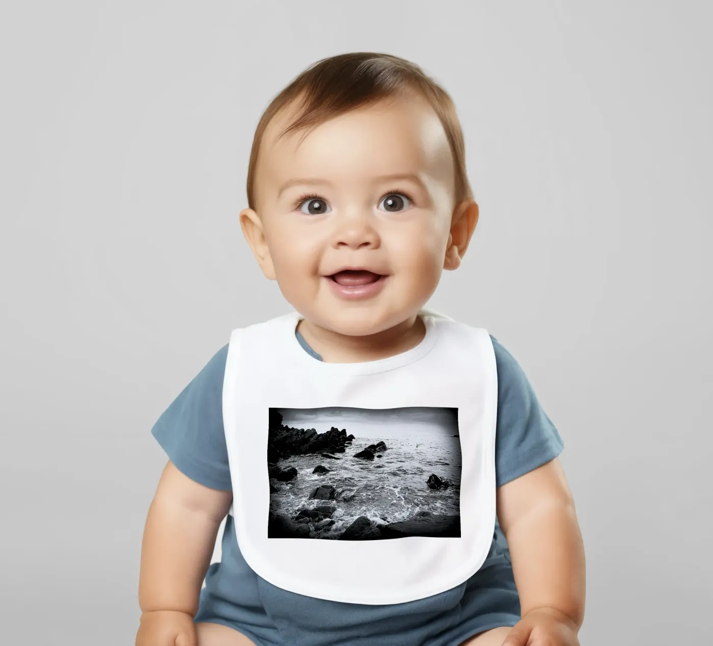 BW3 Babylätzchen von Thierry vobmann photography