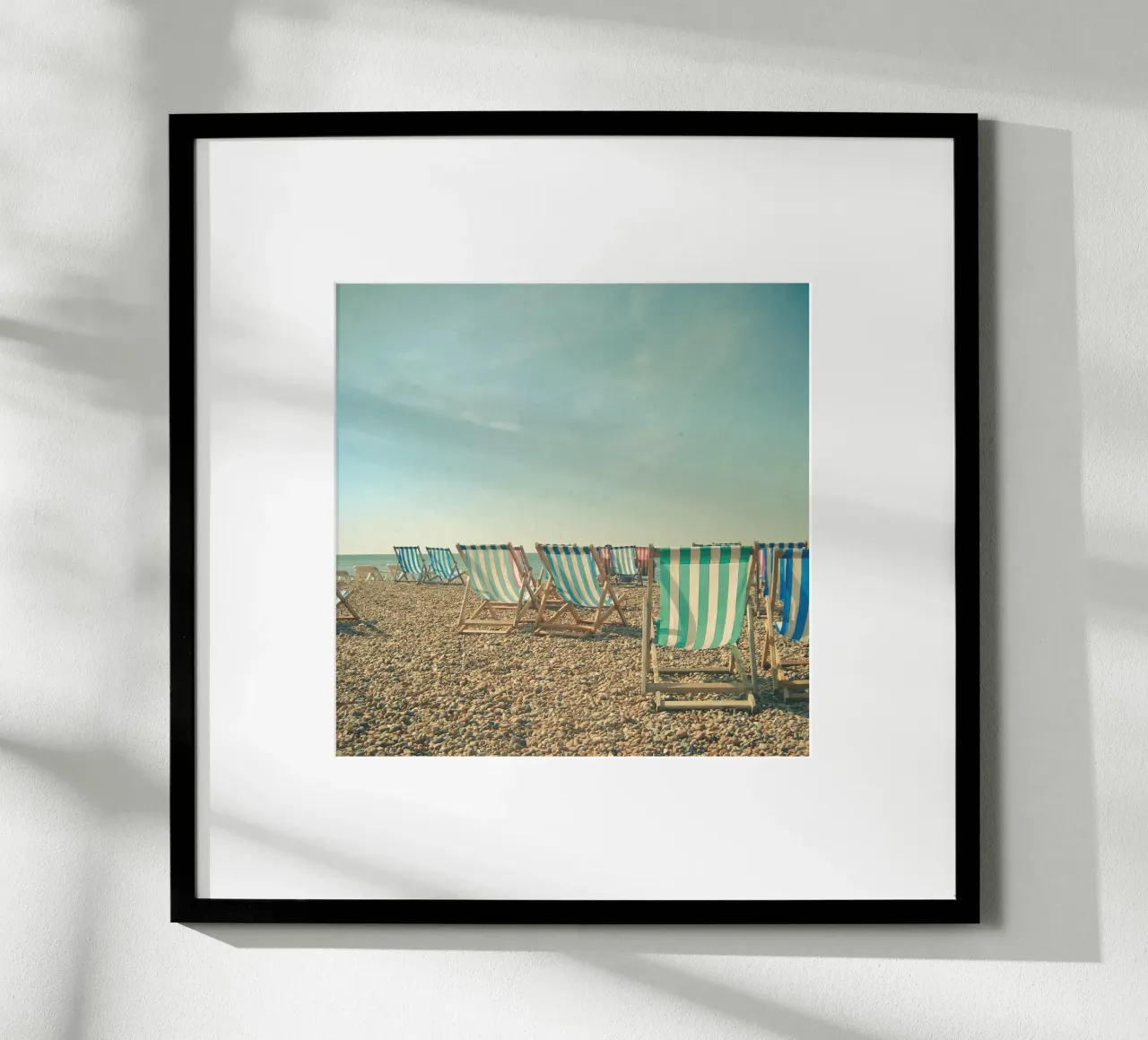 Vue sur la mer poster de Cassia Beck Photography